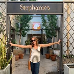 Meet your Posher, Stephanie